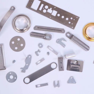 Ferro de revestimento elétrico de folhas de estampação CNC, peças de fabricação de metal XS-236-005, HT0027