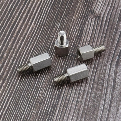 Peças de hardware OEM CNC Ferramentas de fixação hexadecimal de fio de homem para mulher com excelente desempenho