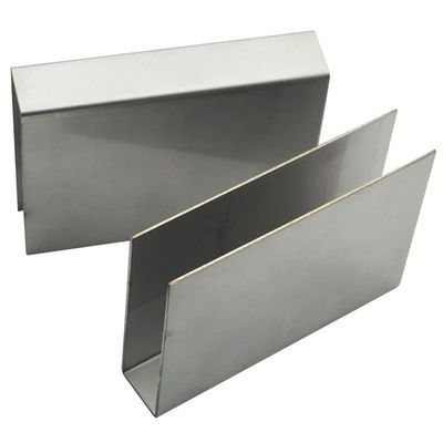 Peças de estampagem de aço inoxidável personalizadas para fabricação de componentes de hardware CNC OEM