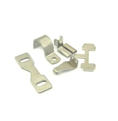 Componentes metálicos de chapa electrónica personalizados de aço inoxidável para estampação por estampação combinada