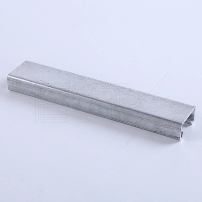 Produtos de hardware de precisão revestidos de zinco C-Purlin C-Canal fabricados em fábricas