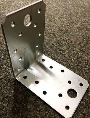 Produtos de hardware de precisão com processo de estampação