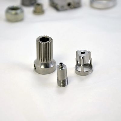 Partes e serviços de hardware de estampação de aço inoxidável OEM CNC personalizados para processamento