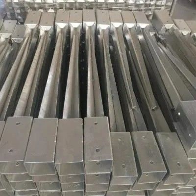 Produtos de hardware de precisão Ferramentas de vedação de aço galvanizado para postes de fixação de parafusos com revestimento