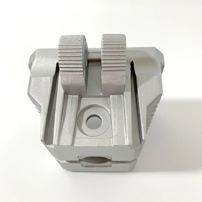 Casting de janela de alumínio de alta precisão personalizado para componentes de hardware CNC OEM
