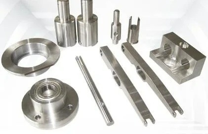 Nozes e parafusos de aço inoxidável revestidos em pó para processamento de peças de hardware CNC