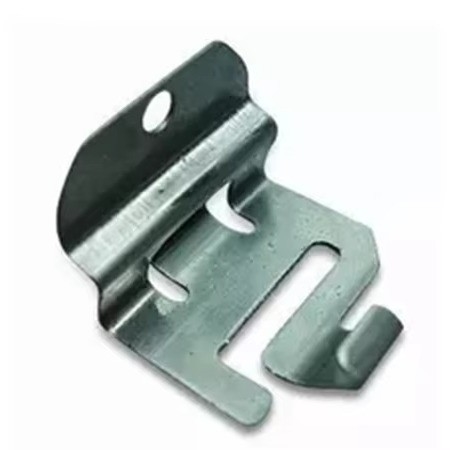 Produtos de hardware de precisão em fábricas Processos de estampação